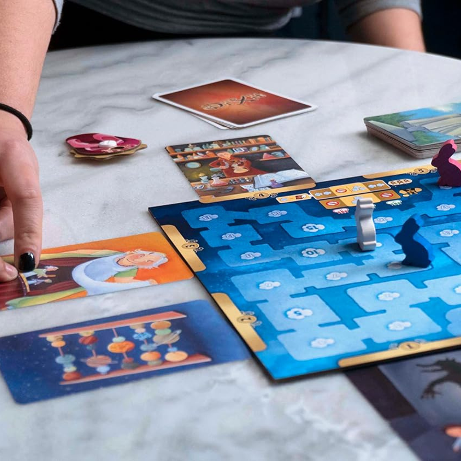 Dixit English version board game 3-8 players a few words