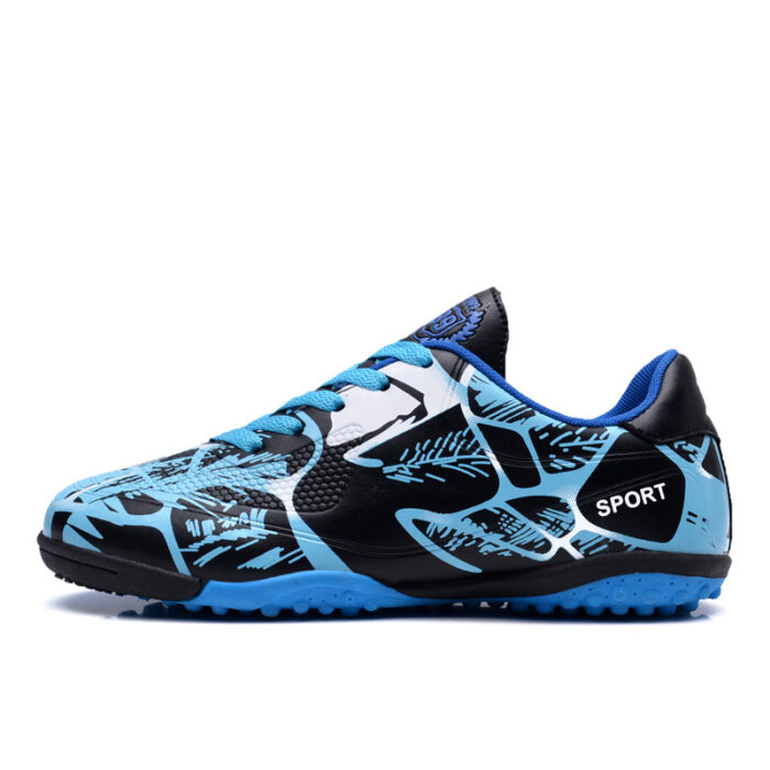 kids football boots